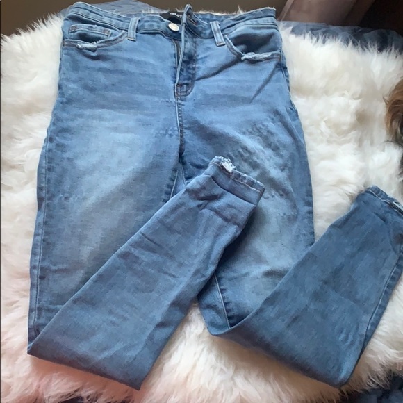 Jeans - Picture 1 of 9